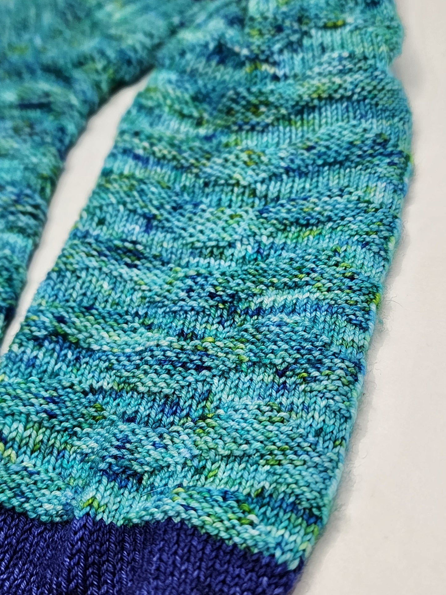 Making Waves sock pattern